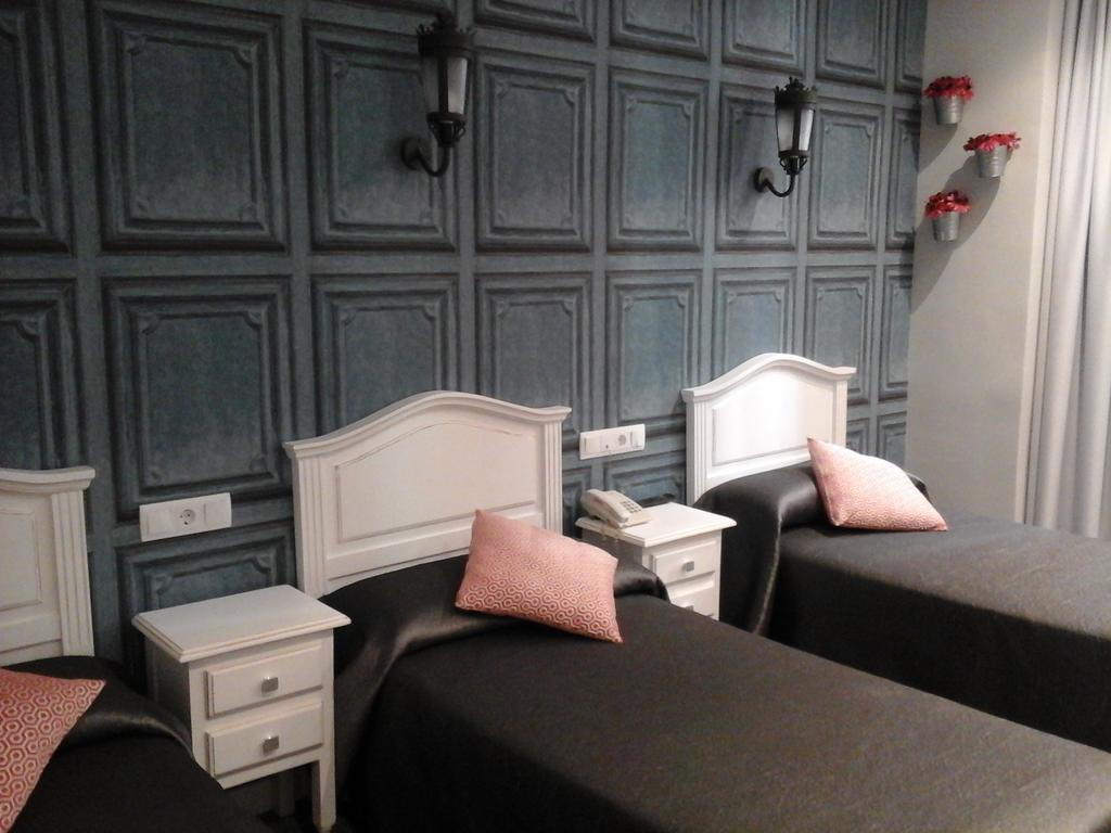 Hostal Don Alfonso Madrid Eksteriør billede