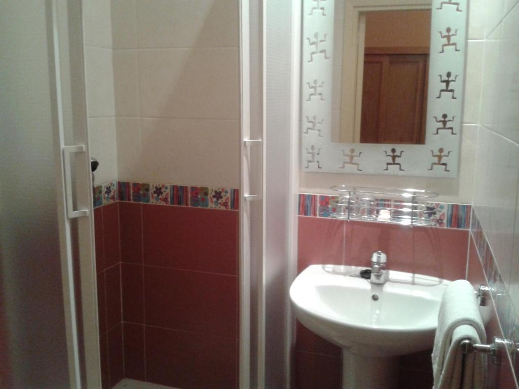 Hostal Don Alfonso Madrid Eksteriør billede